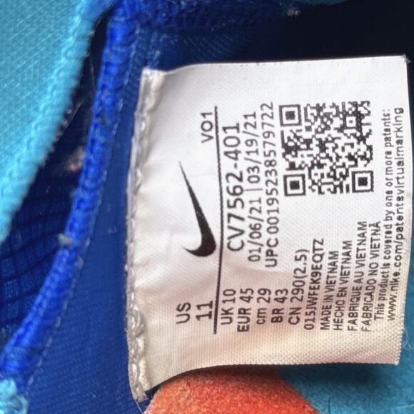 LeBron 18 Low Nike CV7562-401 | 11 - Picture 9 of 9